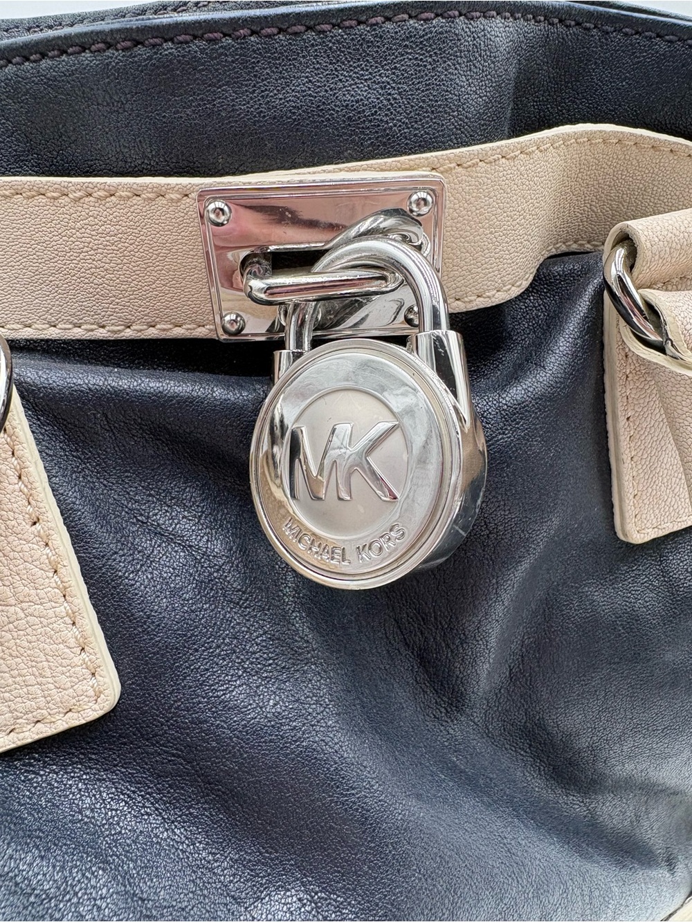 Michael Kors Navy Blue & Beige Leather Shoulder Satchel Handbag Purse - Picture 3 of 15